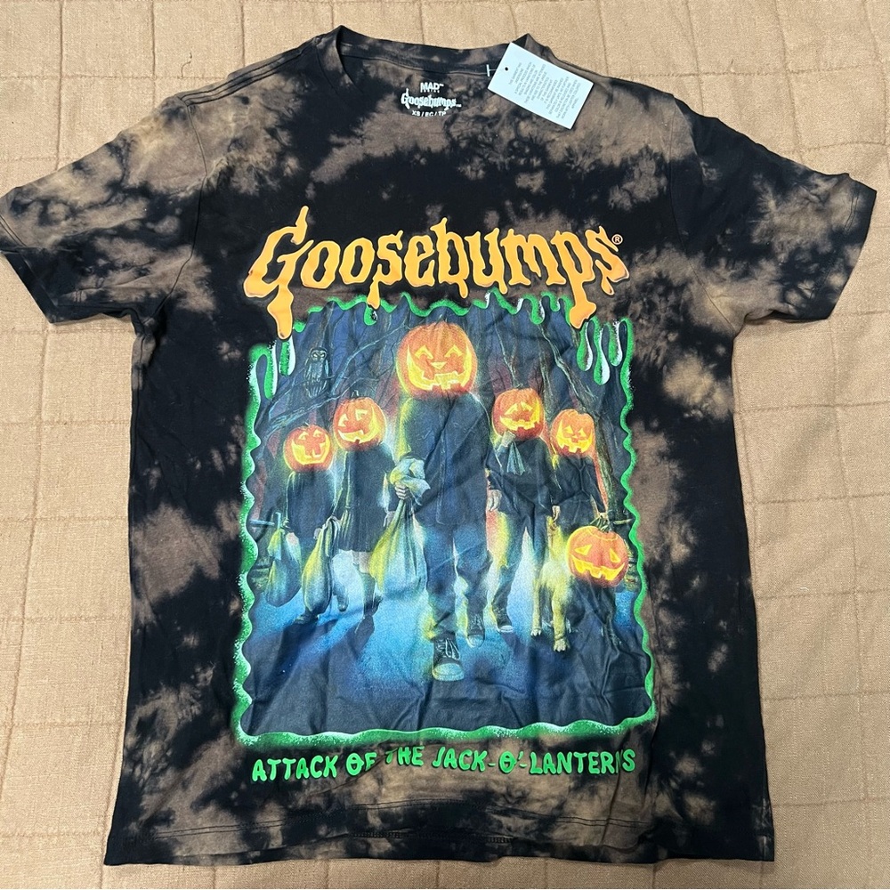 BOGO | NEW XS Goosebumps Shirt